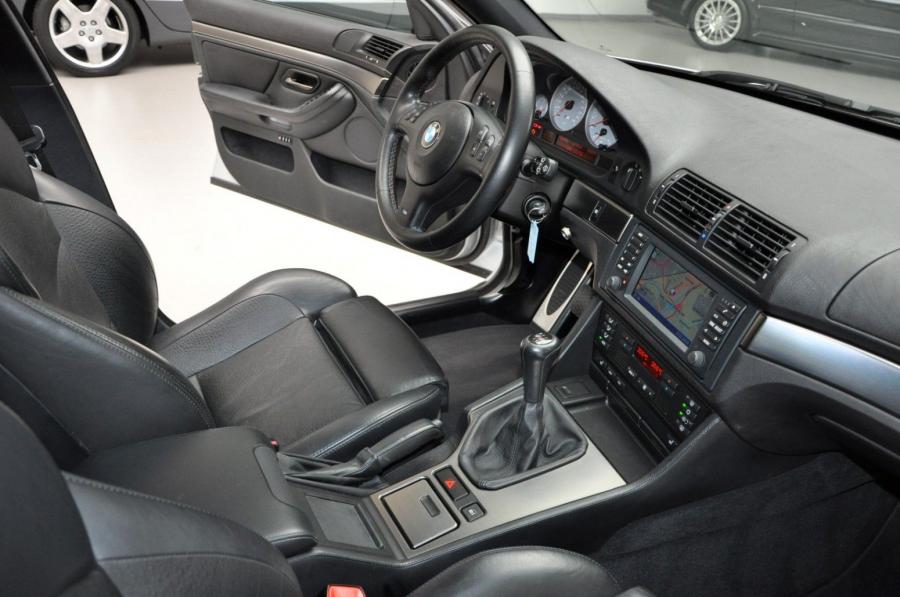 Интерьер BMW M5 (E39) 2001 года  (EU) (фото 47 из 50)